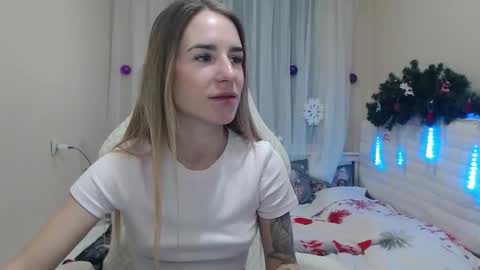 laymablast online show from December 15, 7:01 am