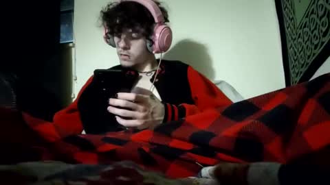 Snapshot of laymetorest420 chatting on March 7, 4:13 am Stitch online show from March 7, 4:13 am