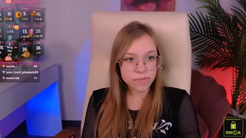 layriantavee online show from January 28, 10:23 am