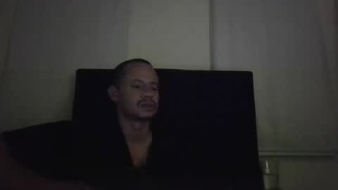 Snapshot of lazy_bad_boy chatting on July 16, 2:06 am lazy_bad_boy online show from July 16, 2:06 am