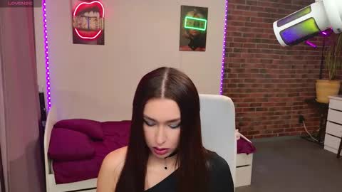 lea_loon online show from March 13, 10:44 am