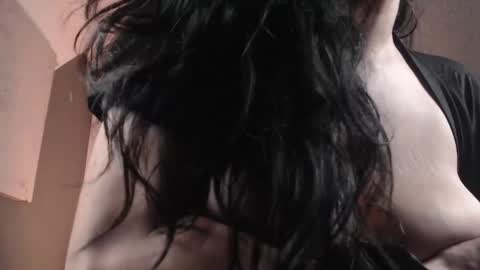 Snapshot of leabigboobs chatting on March 6, 4:38 pm leabigboobs online show from March 6, 4:38 pm