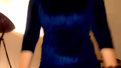 Snapshot of leadesire chatting on January 7, 7:42 am LEA online show from January 7, 7:42 am