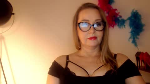 Snapshot of leadesire chatting on January 18, 12:15 pm LEA online show from January 18, 12:15 pm