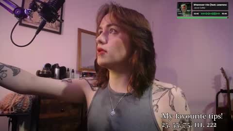 leah_lust_ online show from October 30, 5:46 pm