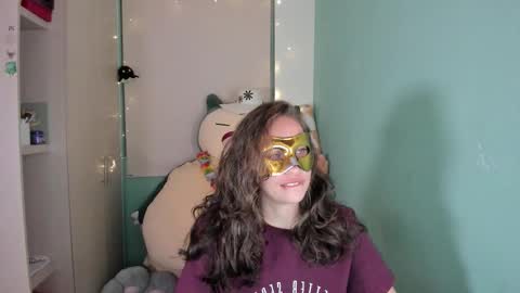 Snapshot of leah_sm chatting on March 22, 4:16 am Laura online show from March 22, 4:16 am