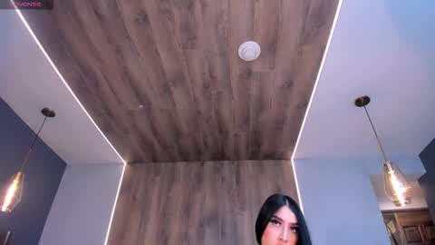 Snapshot of leahlombardi_ chatting on October 11, 3:39 am leahlombardi_ online show from October 11, 3:39 am