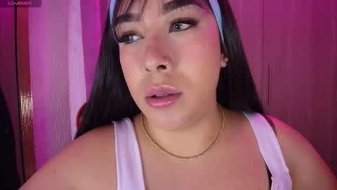 Snapshot of leahtemptation chatting on November 17, 1:28 pm leah online show from November 17, 1:28 pm