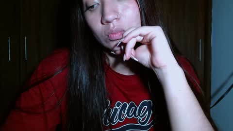 leanaalhub online show from December 12, 10:45 am