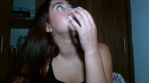 leanaalhub online show from January 28, 4:18 am