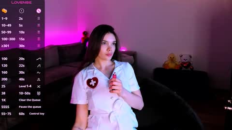 Leana online show from March 10, 5:07 pm