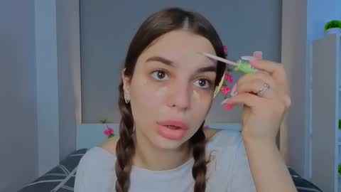 Sophie online show from February 6, 6:18 am