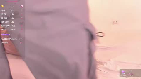 leaneseb online show from October 24, 9:00 pm