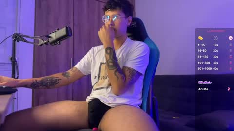 leaneseb online show from April 26, 2:26 pm