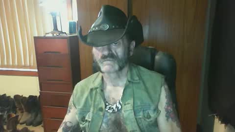 leathergreaser online show from March 23, 8:57 pm
