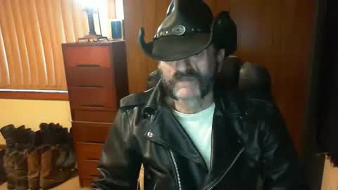leathergreaser online show from June 10, 9:35 pm