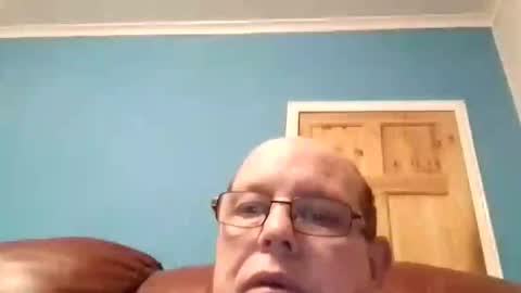 leatherpants68 online show from November 12, 5:57 pm