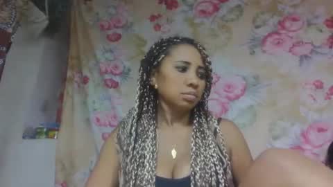 leatiana online show from March 24, 3:28 pm