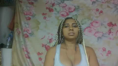 leatiana online show from April 25, 1:25 pm