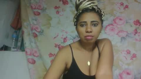 leatiana online show from April 29, 5:30 pm