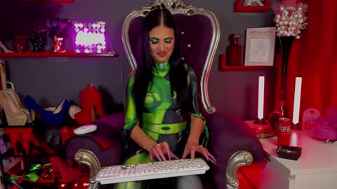 Lea online show from March 17, 10:24 pm