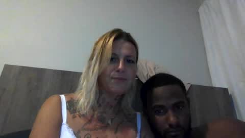 leche_con_chocolate online show from July 20, 2:37 am