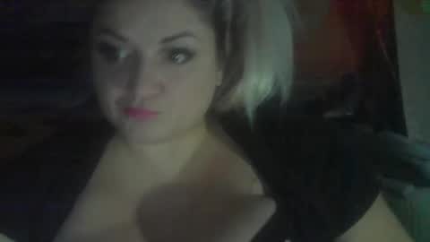 Snapshot of ledsytreidx chatting on November 1, 10:39 am LedsyTreidX online show from November 1, 10:39 am