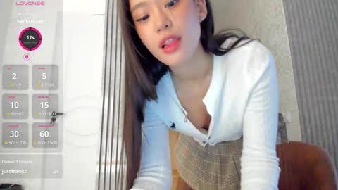 lee_chang online show from March 27, 12:49 pm