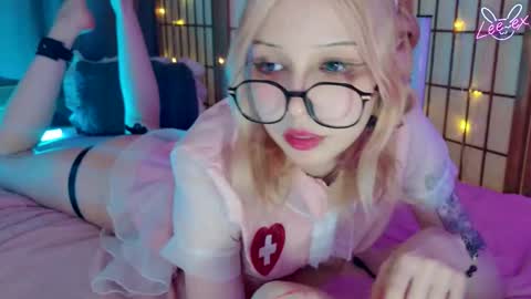 Snapshot of lee_ex chatting on September 24, 7:44 am Lee ex online show from September 24, 7:44 am