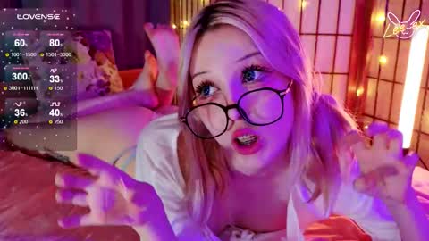 Snapshot of lee_ex chatting on October 19, 4:07 pm Lee ex online show from October 19, 4:07 pm