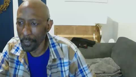 Ebony DeafGuy online show from April 4, 6:55 am