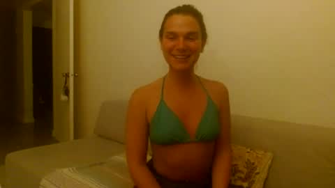 Snapshot of leelaluna chatting on June 14, 4:25 am leela luna online show from June 14, 4:25 am