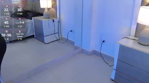 Snapshot of leethompson_ chatting on January 27, 12:16 pm Leet  online show from January 27, 12:16 pm