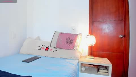 Snapshot of leethompson_ chatting on November 2, 5:48 pm Leet  online show from November 2, 5:48 pm