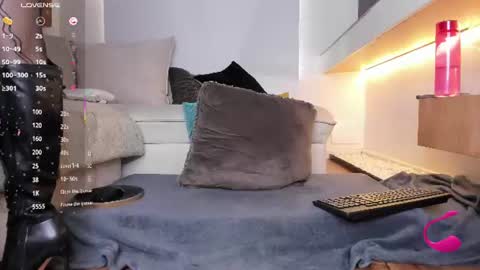 Snapshot of leggartha97 chatting on June 24, 3:44 pm Esmeralda online show from June 24, 3:44 pm
