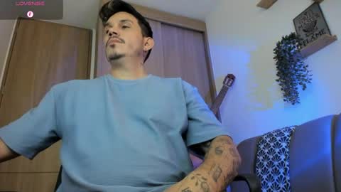 Alejandro online show from May 21, 11:23 pm