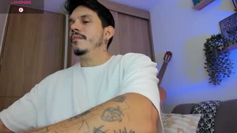 Alejandro online show from July 17, 5:51 pm
