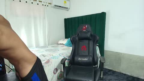 Snapshot of lei_77 chatting on September 30, 6:13 pm Lei online show from September 30, 6:13 pm