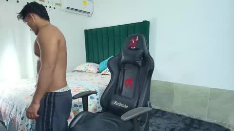 Snapshot of lei_77 chatting on October 6, 7:33 pm Lei online show from October 6, 7:33 pm