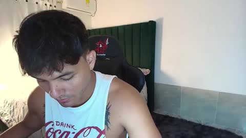 Snapshot of lei_77 chatting on October 18, 1:08 am Lei online show from October 18, 1:08 am