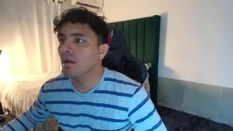 Snapshot of lei_77 chatting on November 21, 9:57 pm Lei online show from November 21, 9:57 pm