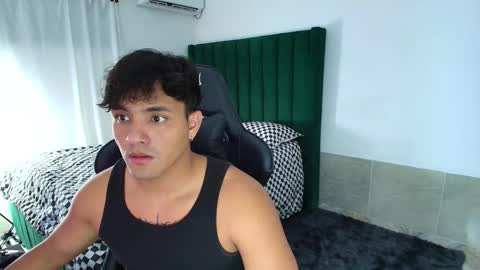  Lei  online show from February 11, 5:12 am