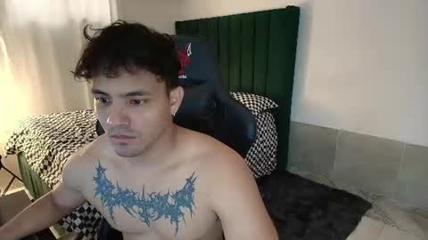  Lei  online show from June 25, 9:19 pm