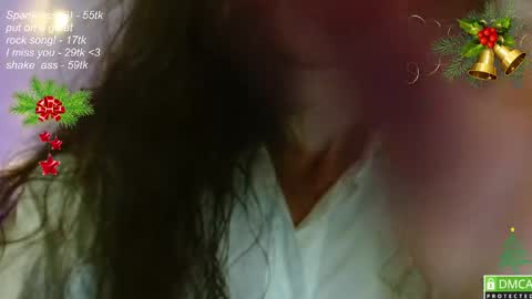 hey Im Leia and I love rock  online show from December 7, 4:36 pm