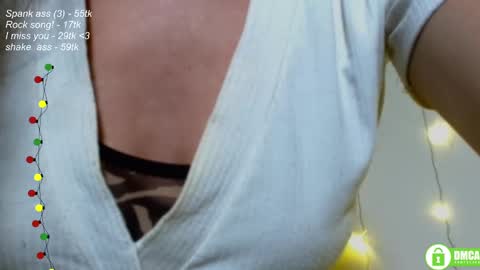 hey Im Leia and I love rock  online show from January 19, 8:09 pm