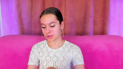 Snapshot of leiawow chatting on May 8, 9:03 am leiawow online show from May 8, 9:03 am