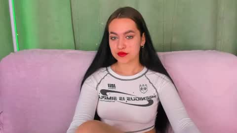 Snapshot of leiawow chatting on June 22, 9:17 am leiawow online show from June 22, 9:17 am