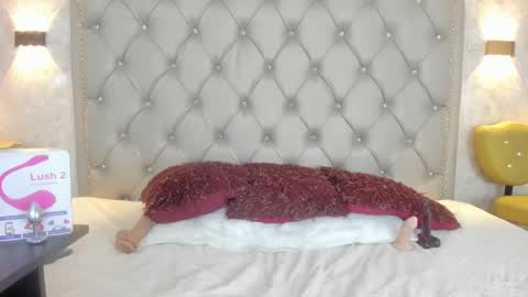 LEIGH ANGELS online show from March 4, 12:18 am