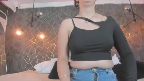 LEIGH ANGELS online show from June 14, 2:24 am