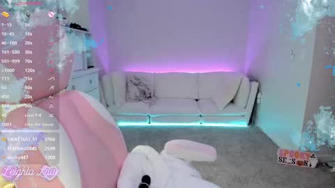 Snapshot of leighlalove chatting on October 1, 6:47 pm Leighla online show from October 1, 6:47 pm